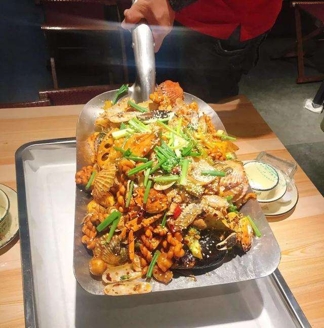 新青手抓海鲜加盟